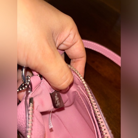 Coach Nolita 19 ice cream π¦π - Picture 14 of 14